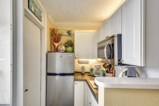 Daytona Beach Studio with Private Lanai 1 Mi to Pier - Daytona Beach - 1