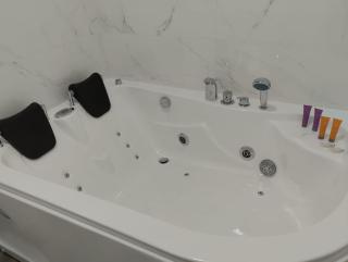 Mini Estudio JACUZZI DOBLE SEVILLA "POLIGONO INDUSTRIAL" - Sevilla - 2