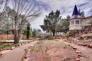 6 Mi to Red Rock State Park Home with Patio and Yard - Sedona - 0