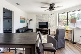 Peaceful Lydia Hide-O-Way - Unwind Near Beach, Breakfast, Spa & Go-Karts! - Panama City Beach - 3