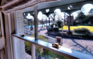 Beautiful period cottage, exceptional riverside location in the heart of Chester - 6