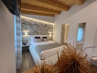 The Garden - Volastra - 0