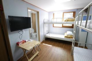 Able Guesthouse Hongdae - 8