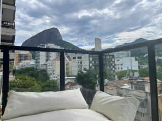 Duas Suítes e o Cristo Redentor - Rio de Janeiro - 8