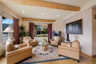 Best Western Plus Kentwood Lodge - 6
