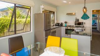 Blue Bach - Whitianga - 8