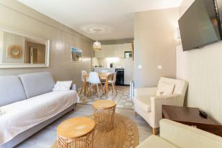 Appt 6 pers avec piscine couverte tennis et parking privé gratuit 117 - 7