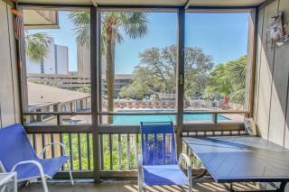 Walk to Beach Myrtle Beach Condo with Pool! - Myrtle Beach - 9