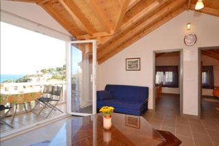 Seaside family friendly house with a swimming pool Prigradica, Korcula - 21022 - 1