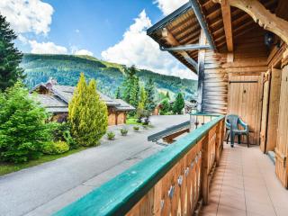 Chalet Papillon - 8 pers - À deux pas du Lac des Ecoles et des pistes de ski - FR-1-685-4 - Les Gets - 2