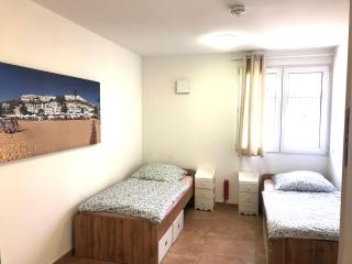 Pension Chen, 2 Doppelzimmer , EBK, separater Balkon - Griesstätt - 9