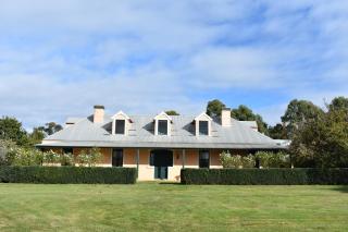 CLAYFIELD HOMESTEAD - rustic country accommodation - 9
