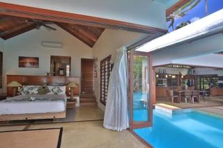 The Jewel of The Coral Coast - 1