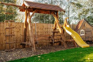 Bespoke Holiday Home With Private Pool And Hot Tub, Sleeps 8 Ref 34073P - 4