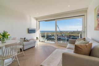 Lighthouse studio with amazing & beautiful sea view - 0