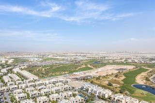 Full Golf View Studio in Damac Hills - Host & Stay - Dubai - 1