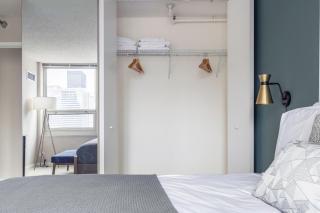 River N 2BR w Gym WD nr Magnificent Mile CHI-160 - 1