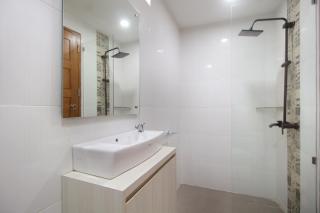 Shine Villa Sanur - Sanur - 1