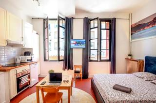 #1 Toulon CENTRE AU CALME, LUMINEUX, STATIONNEMENT FACILE - Tolone - 9