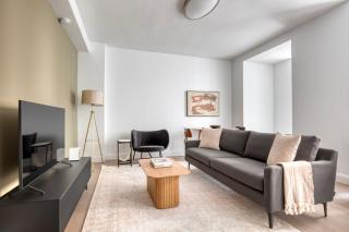 UWS 1br w gym elevator wd nr Central Park NYC-1020 - 0