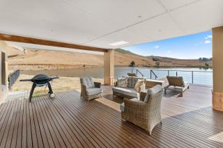 Lake House @ Misty Ridge - Himeville - 2