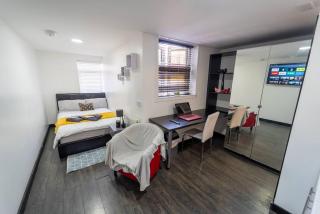 Modern cosy studio available - Birmingham - 4