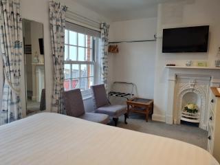Endeavour House - 7