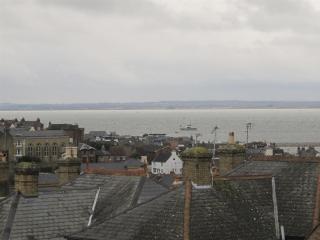 Endeavour House - Cowes - 1