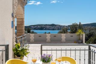 Apartments Bikača - Trogir - 0