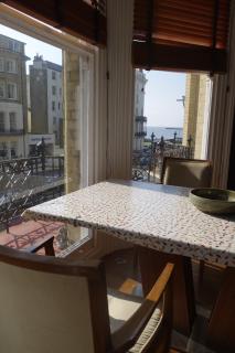 Spacious Hove sea view apartment - Brighton & Hove - 4