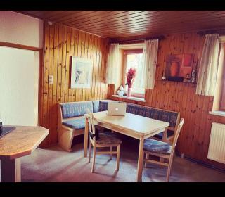 Monteurwohnung nähe Bayreuth, Parken frei, Wifi, Küche - Mistelgau - 0