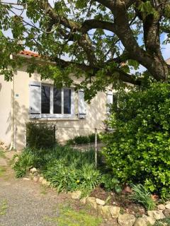 Gabaë, Gîte les Volets Gris, 3 personnes, jardin et piscine - 2