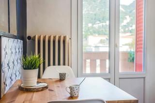 #4 Toulon CENTRE, BALCON, VUE SUR CORNICHE, LUMINEUX, AU CALME, STATIONNEMENT FACILE & GRATUIT - Tolone - 2