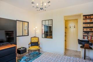 #4 Toulon CENTRE, BALCON, VUE SUR CORNICHE, LUMINEUX, AU CALME, STATIONNEMENT FACILE & GRATUIT - Tolone - 4