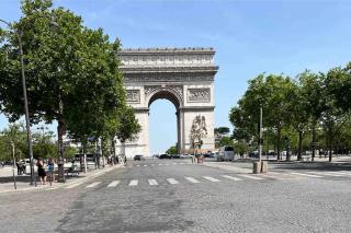 Amazing 1 bedroom, 30sec from Arc de Triomphe - Parijs - 2