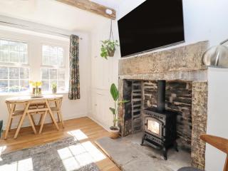 4 Pulmans Place - Halifax - 7