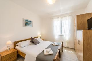 Villa Karin with heated pool - Privlaka - 8