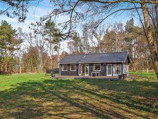 2 person holiday home in Læsø-By Traum - Læsø - 8