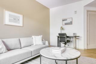 Hollywood 1BR w Gym Pool BBQ nr Metro LAX-839 - 8