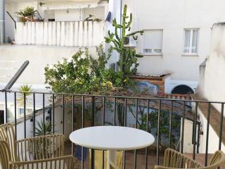 Sitges Spaces Bonaire Beach Condo - Sitges - 4