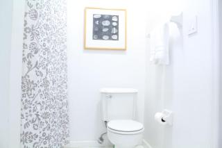 Stay-in' - close-in, clutter-free rental-only home - 3