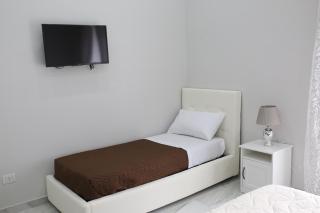 Opera Home Napoli - Naples - 6