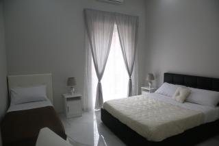 Opera Home Napoli - Naples - 2