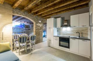 ROYAL SPA-LATUM APARTMENT - 8