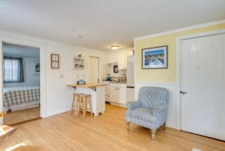 2 Mi to Coastline Cozy Wellfleet Escape with Deck - 4