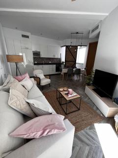 Luxury new 6 pax apart Downtown. - Cordoue - 2