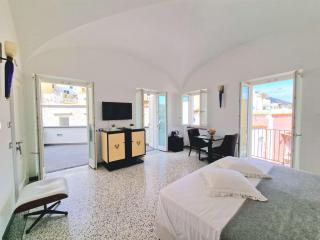 Roccobarocco Boutique Hotel - Ischia - 2