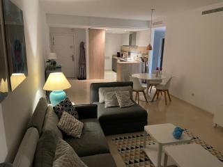 Stunning Modern 2 Bedroom Apartment - Alcazaba Lag - Estepona - 2