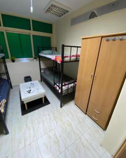 MBZ - Nice Bed Space "MEN" - Abu Dhabi - 1