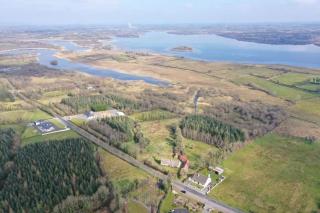 Sweet Meadow A delightful romantic thatched cottage by river Shannon on 4 acres is for peace party family or work from home - 4